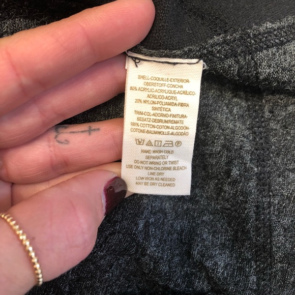 Hooded sequin sweater - Picture 5 of 6